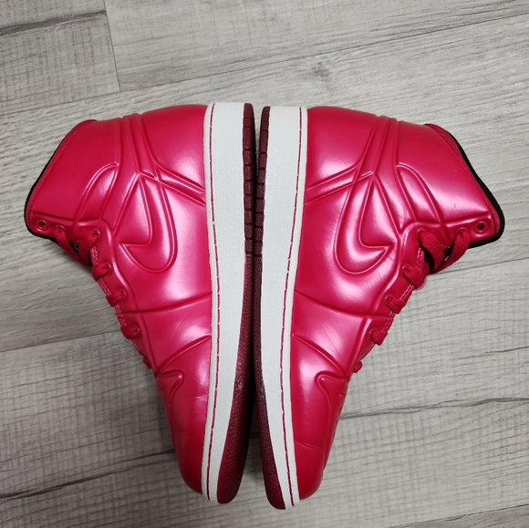 SOLD!!Jordan 1 Anodized Cherry - Picture 2 of 5
